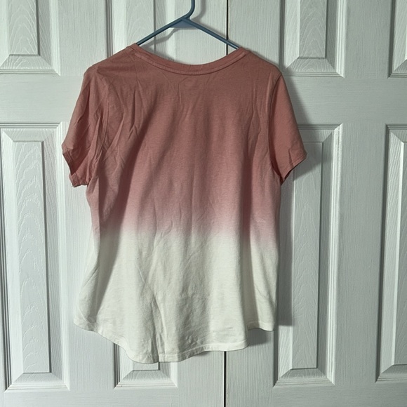 Old Navy women's ombre pink to white t-shirt size large - Picture 2 of 5